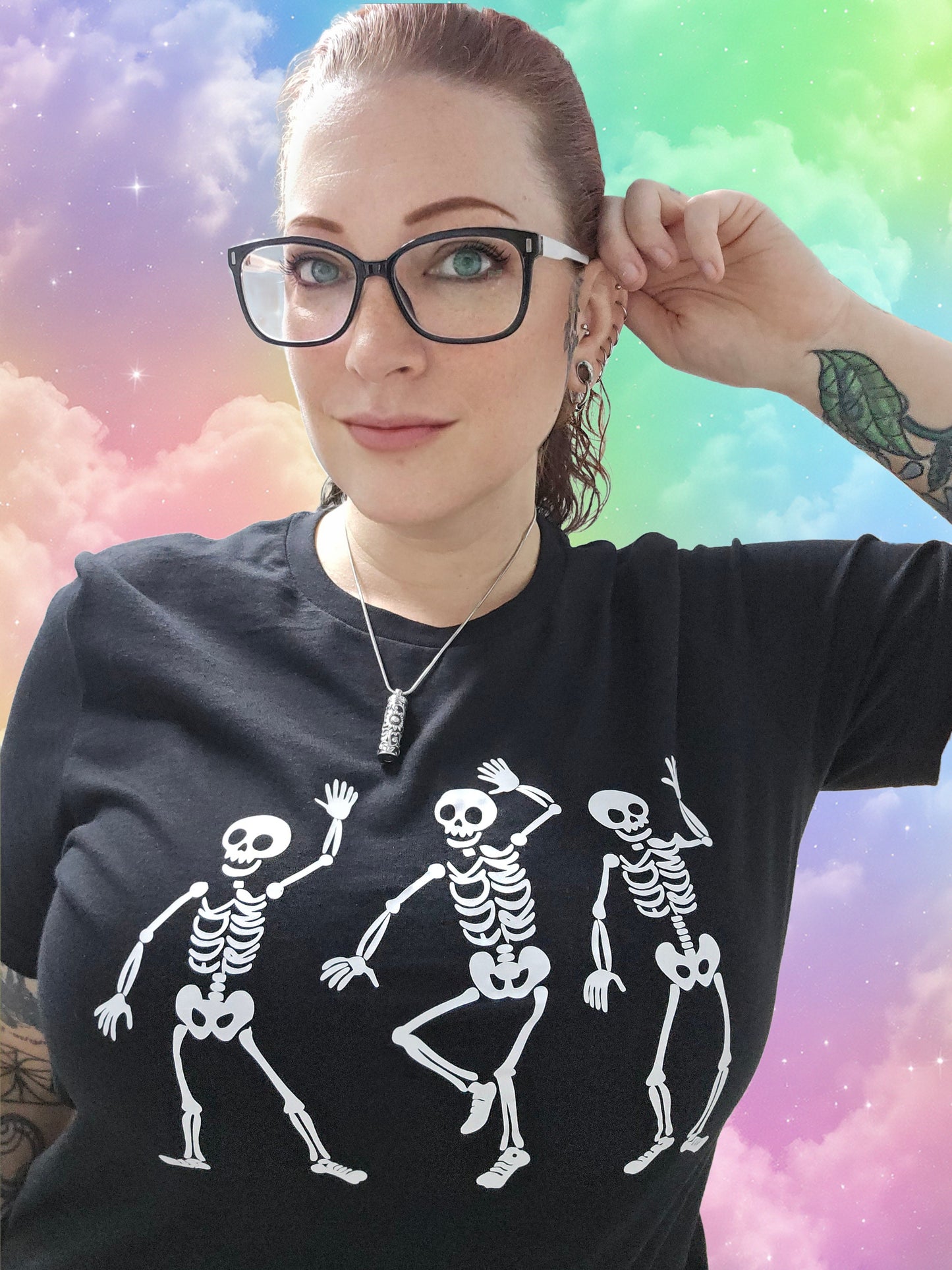 "F* Trump" Skeletons Tee Tee - Unisex Shirt Spooky Creepy Funny Comical Skulls