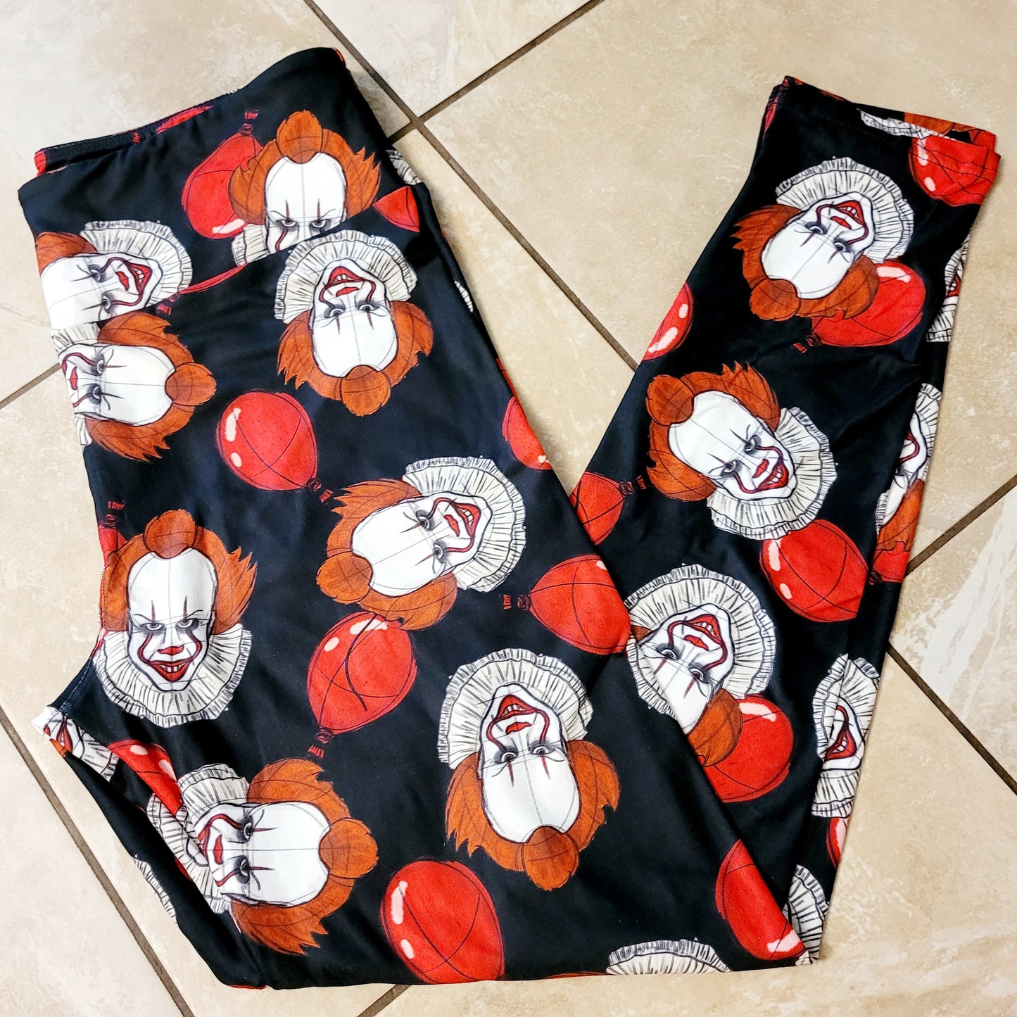 Bloody Pennywise (Semi-Exclusive) - High-quality Handcrafted Vibrant Leggings