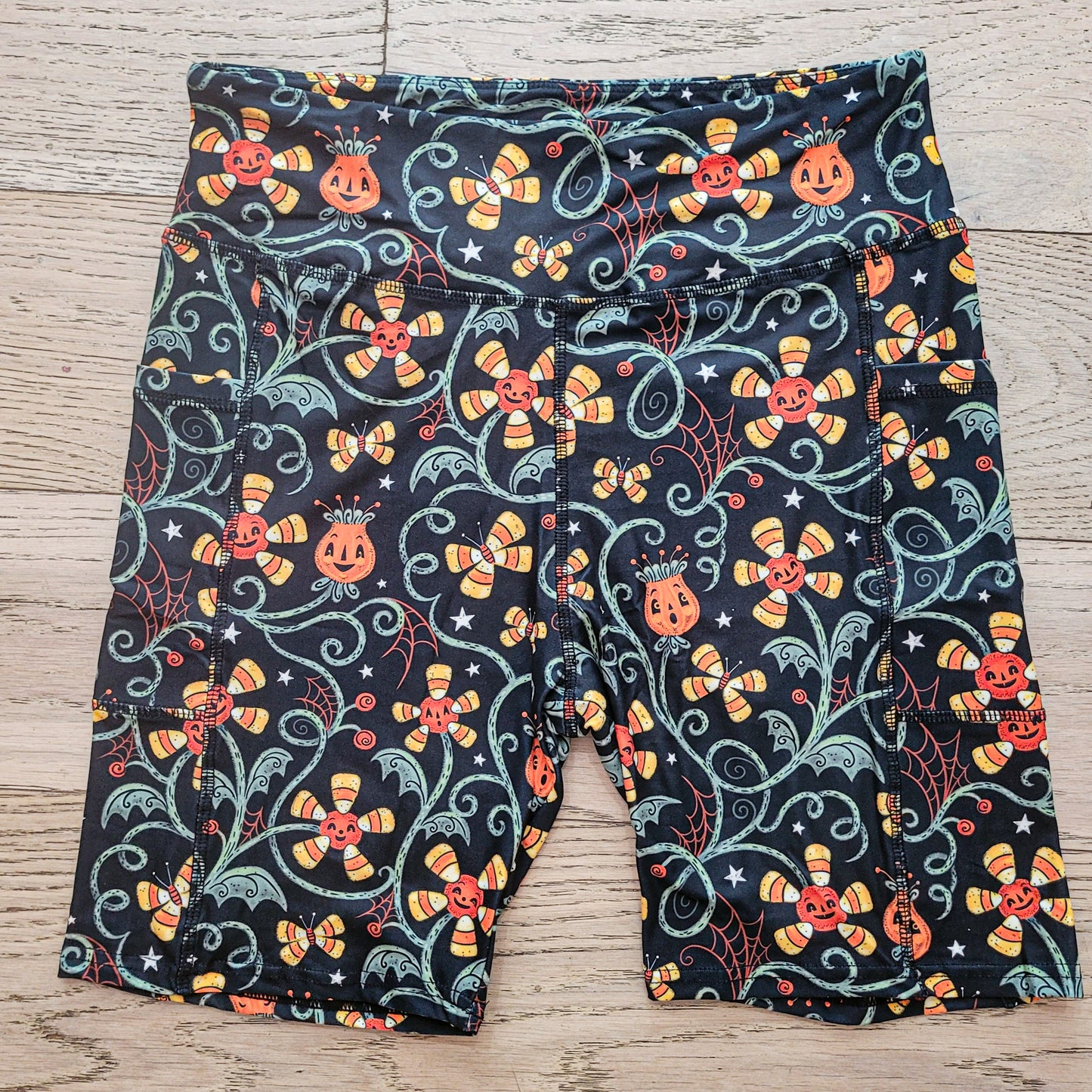 Spooky Sweet Garden (Johanna Parker Exclusive) Pocket Biker Shorts - High-quality Handcrafted Vibrant Bike Shorts