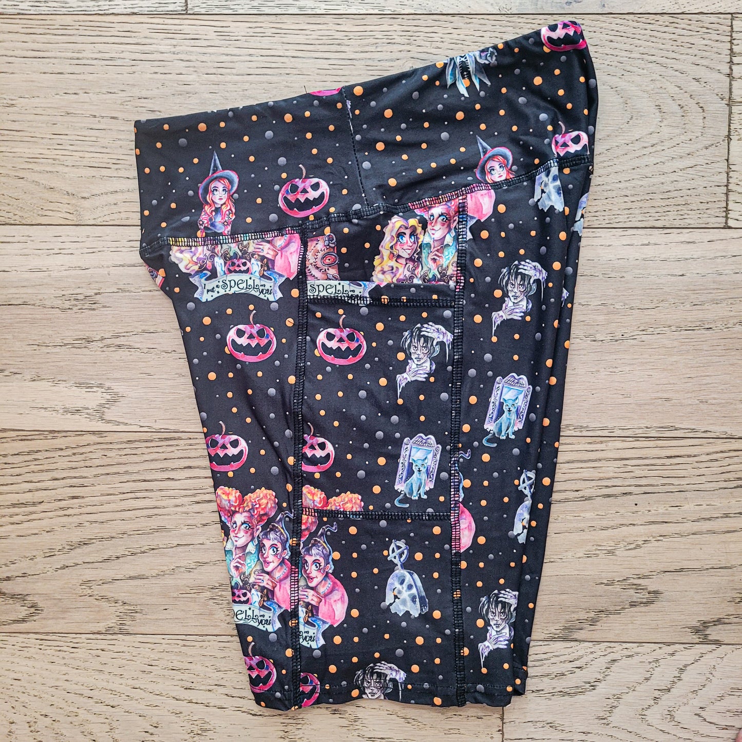 A Bit of Magic (Exclusive) Pocket Biker Shorts - High-quality Handcrafted Vibrant Bike Shorts