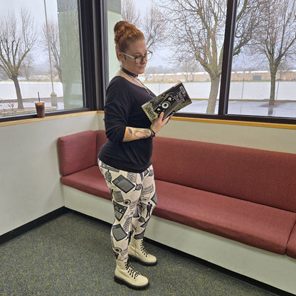 The Twilight Zone - Semi-Exclusive Themed Leggings Box High-quality Handcrafted Vibrant Leggings