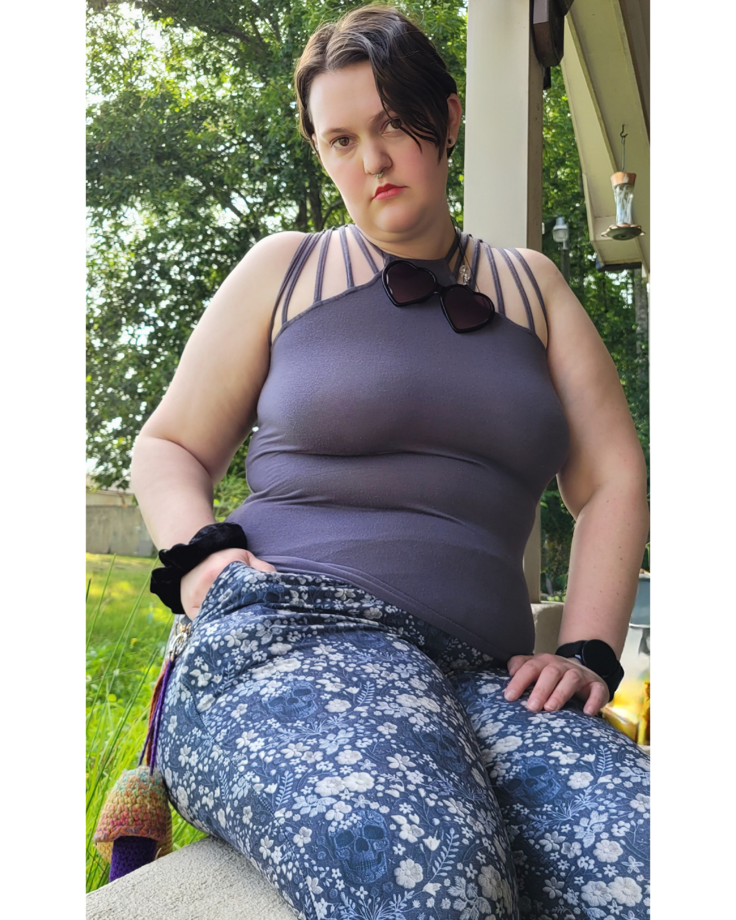Grey Skull Embroidery Leggings