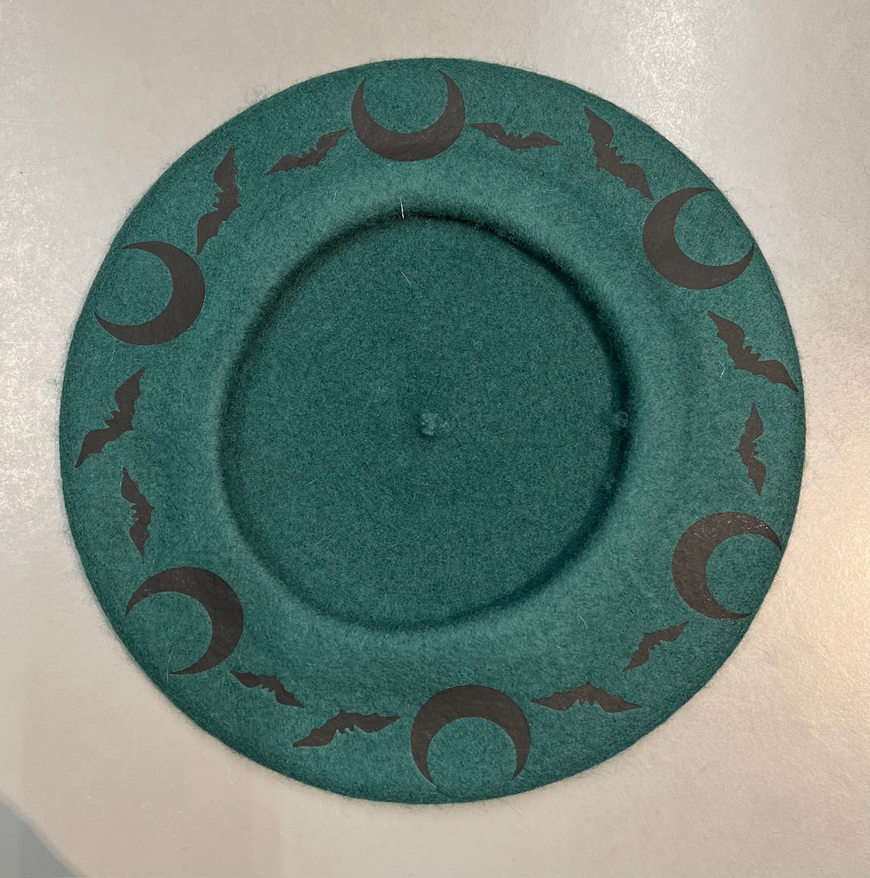 Vegan Beret - Emerald  - Black Bat Moon