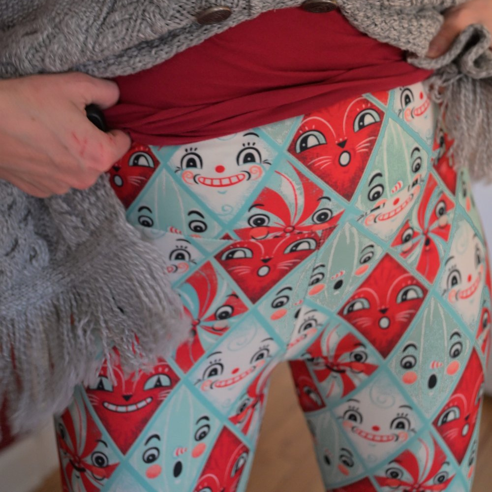 "Holiday Faces" (Johanna Parker Exclusive) Christmas Peppermint Diamonds - Leggings