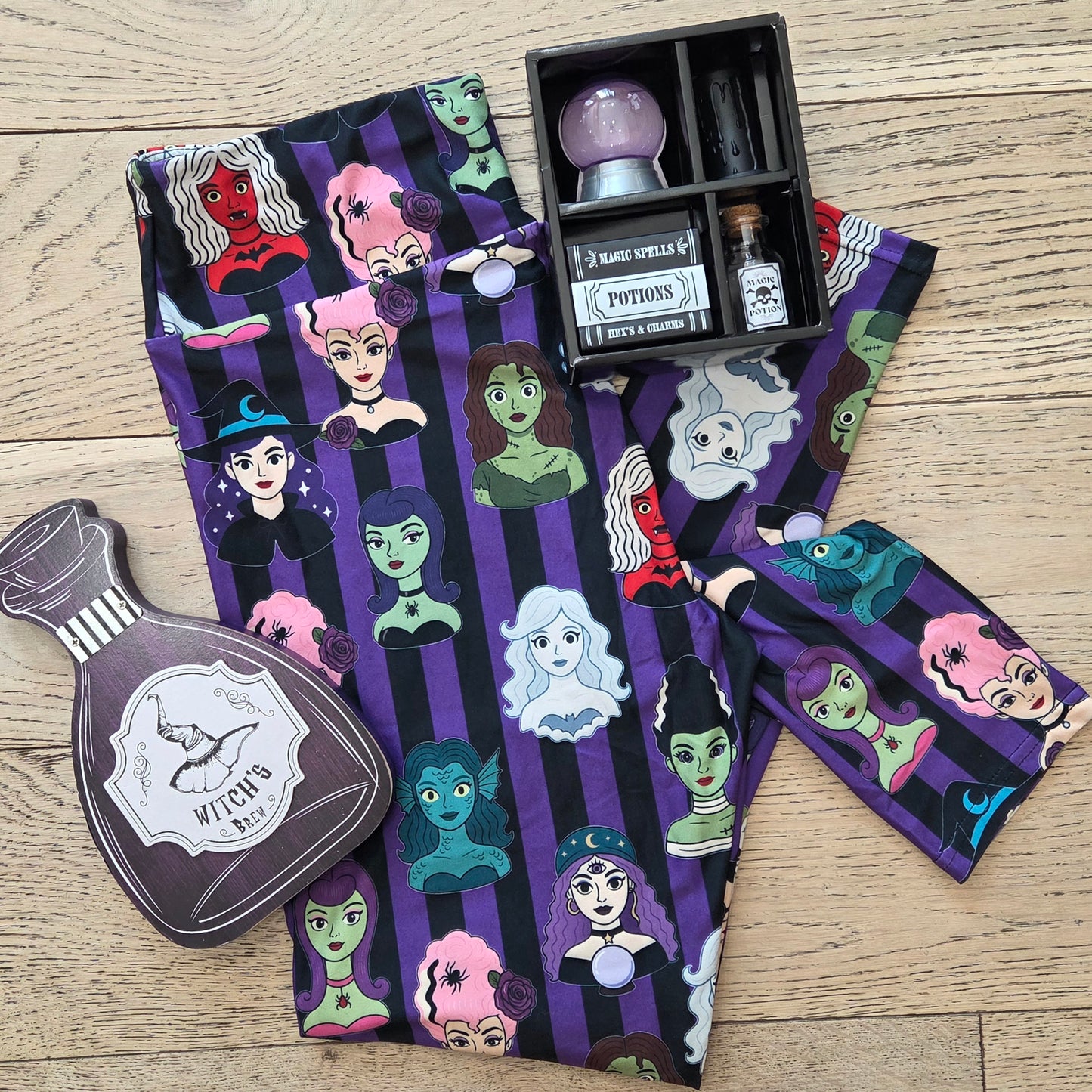 Glamour Ghouls Exclusive Leggings - High-quality Handcrafted Vibrant