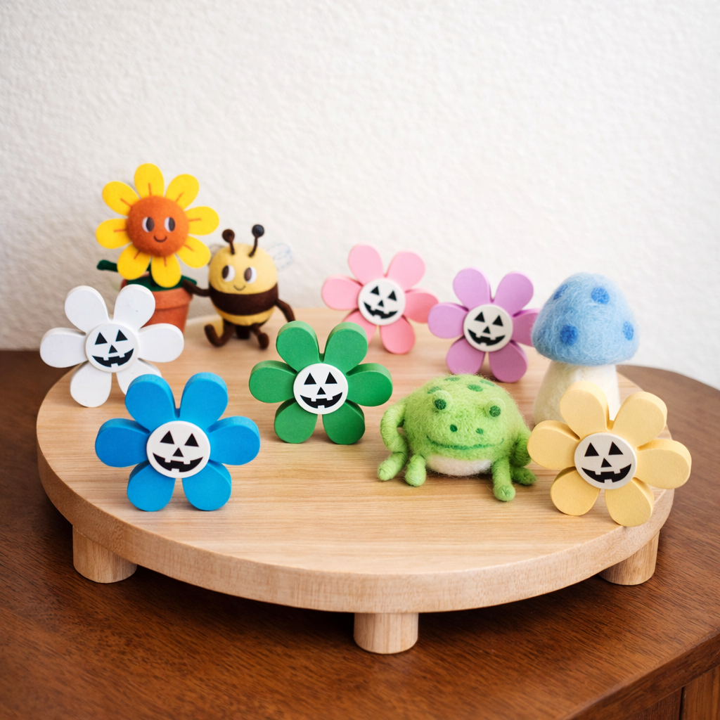 Spooky Chunky Wood Daisy Jack-o-Lantern - Springoween Decor