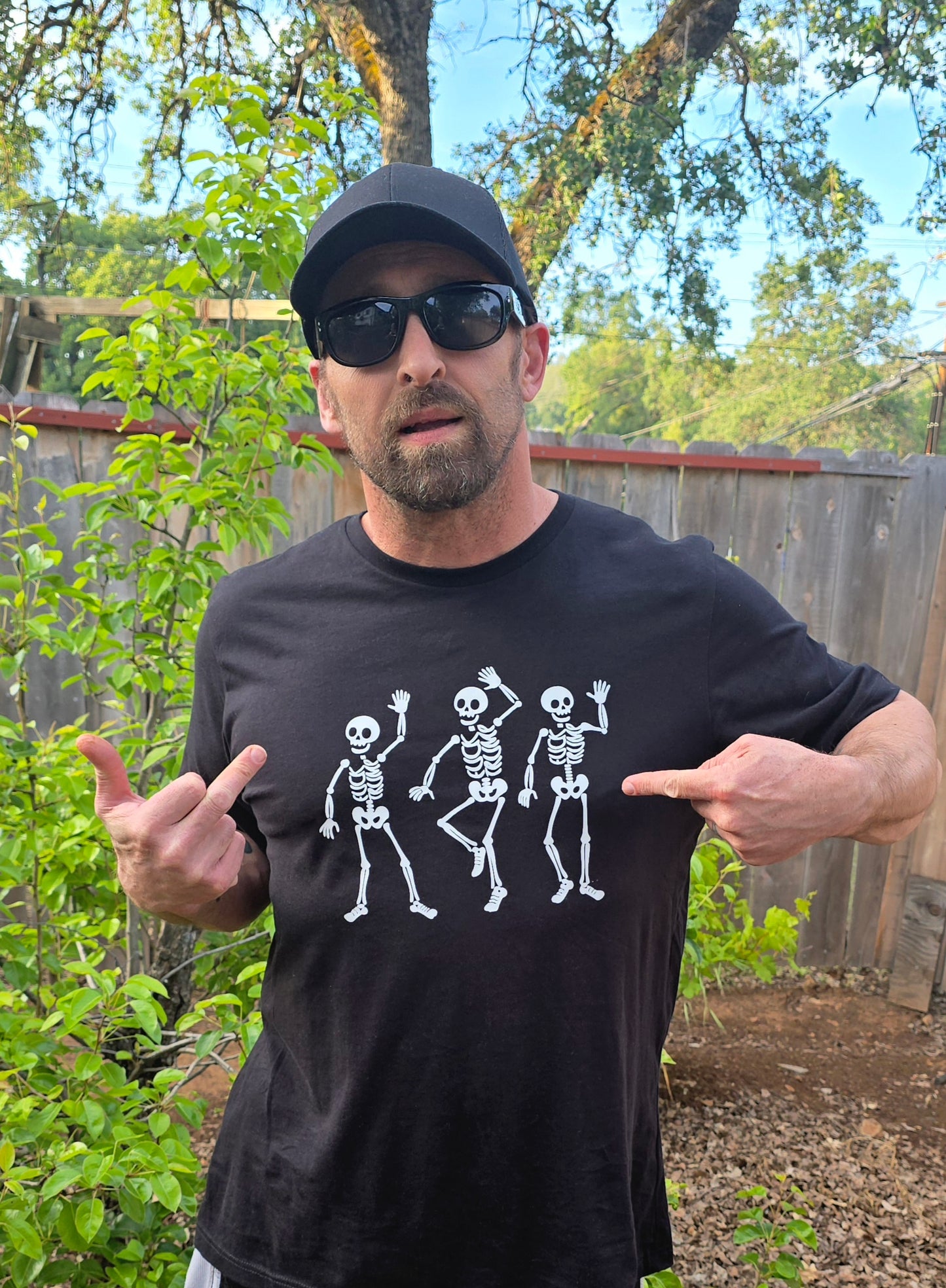 "F* Trump" Skeletons Tee Tee - Unisex Shirt Spooky Creepy Funny Comical Skulls