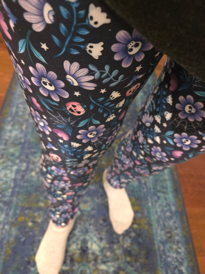 Bloom and Gloom Semi-Exclusive Leggings - High-quality Handcrafted Vibrant Spring Spooky