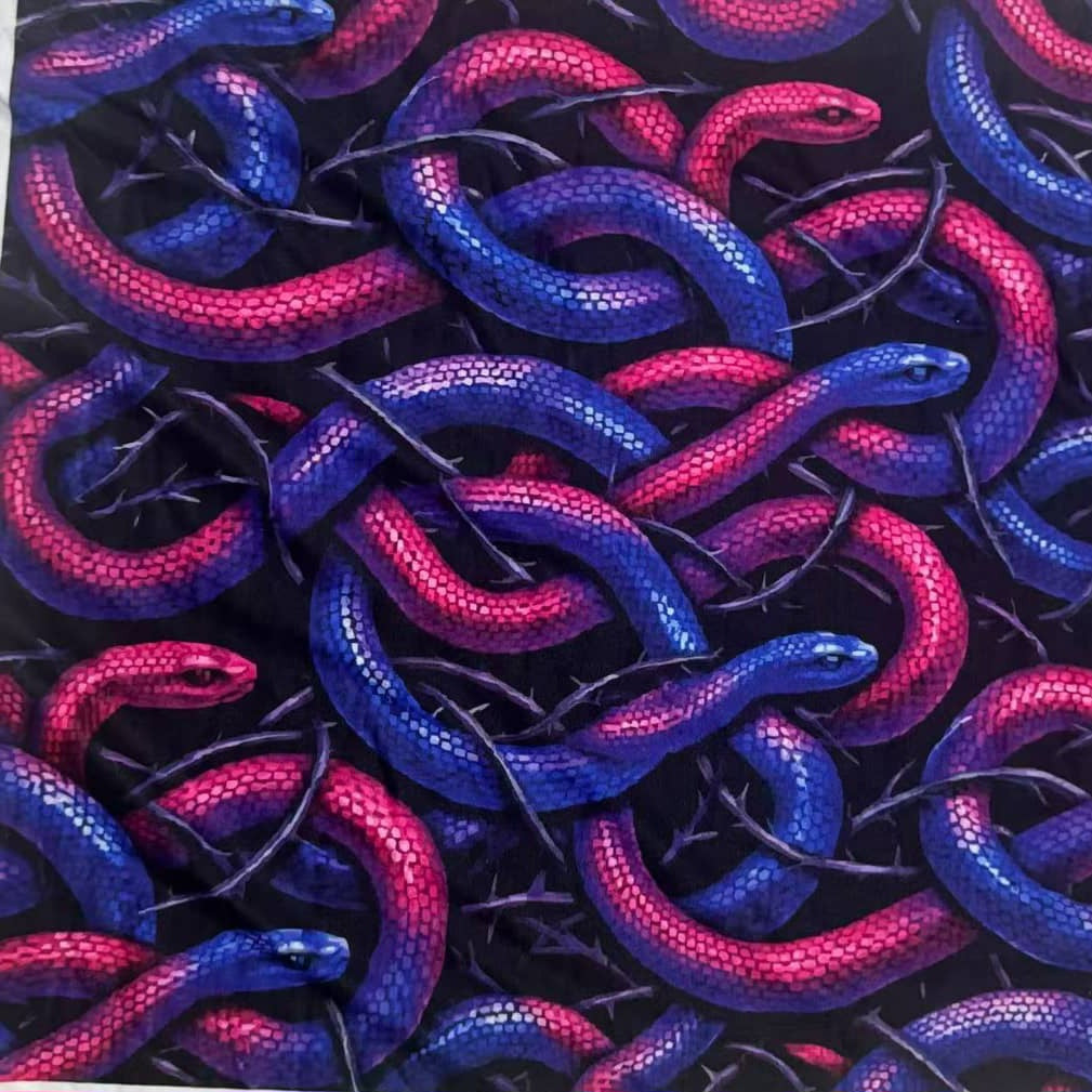 Pre-Order: Bisexual Thornbound Exclusive Leggings - High-quality Handcrafted Vibrant LGBTQ+ Pride