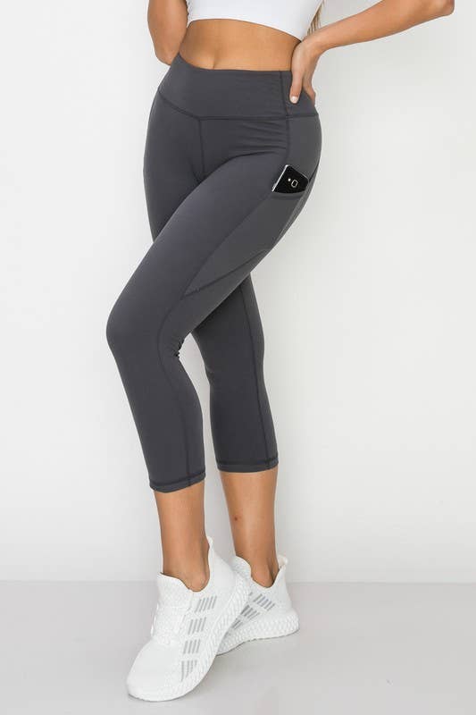 Charcoal High-Waist Capri Yoga Pants With Side Pockets - High-Quality Leggings