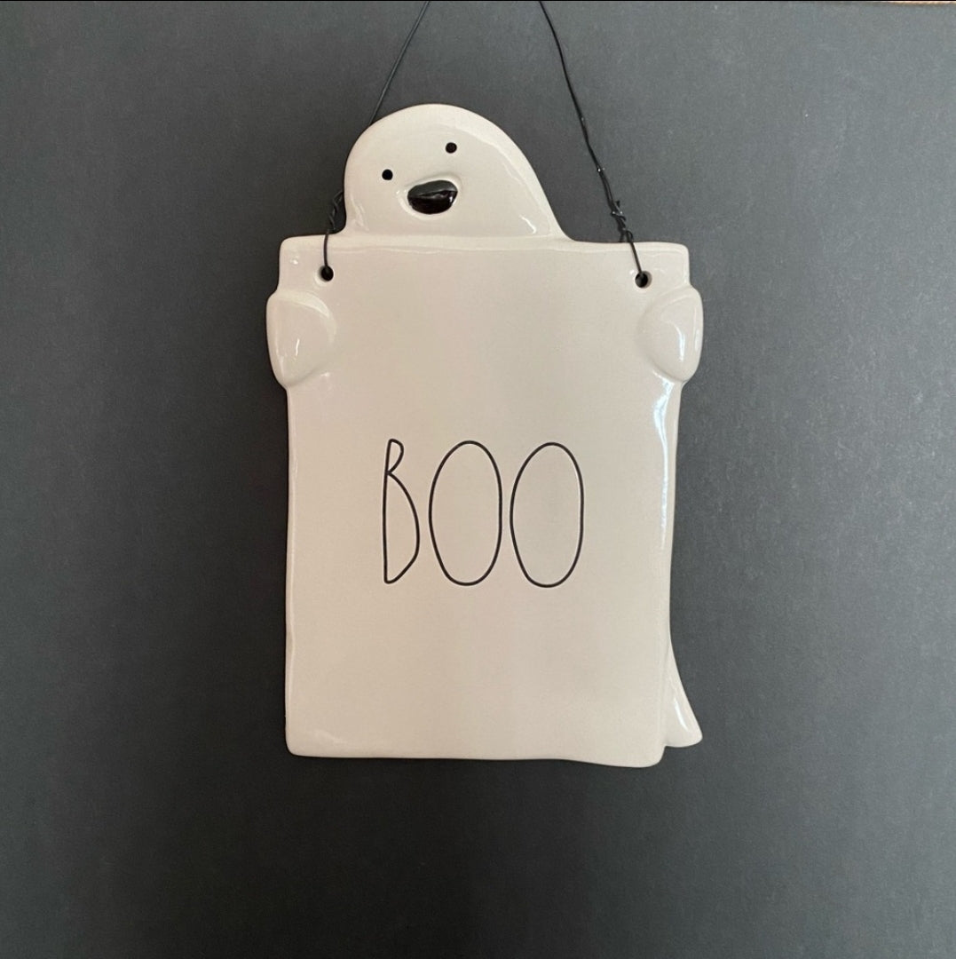 Ghost Hanging Wall Decor